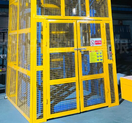 龙凤货梯可以安装在室外吗