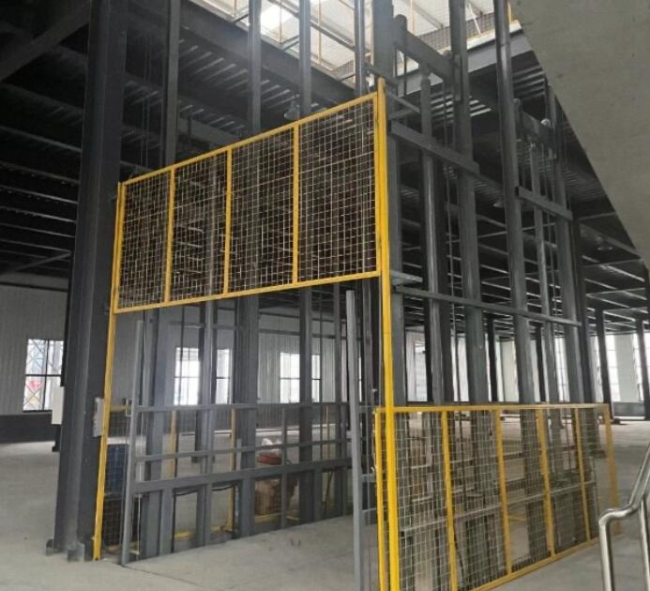 龙凤请详细介绍一下货梯安装在室外的维护方法